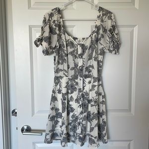 Sienna Sky dress, White and black floral